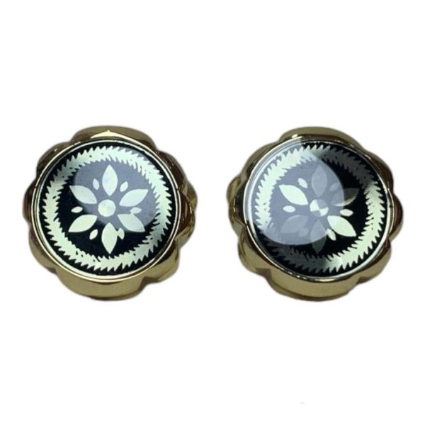 Golden Petal Black and Gold Cufflinks - Image 2